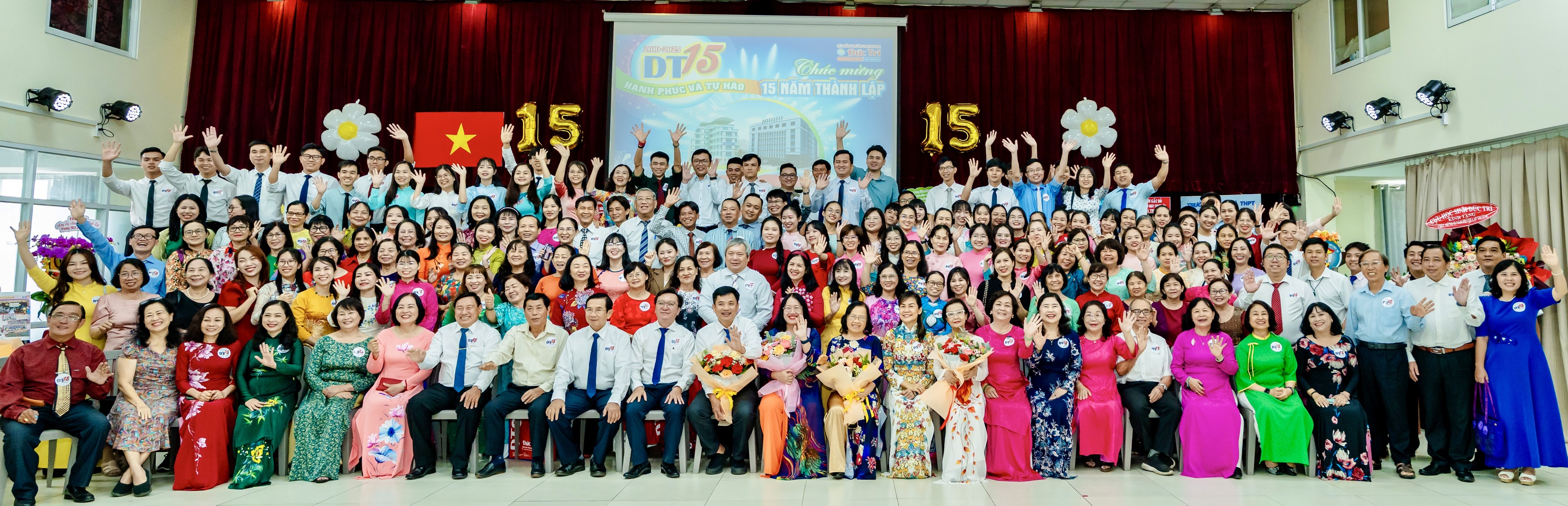 Lễ kỷ niệm 15 năm thành lập Trường THCS và THPT Đức Trí