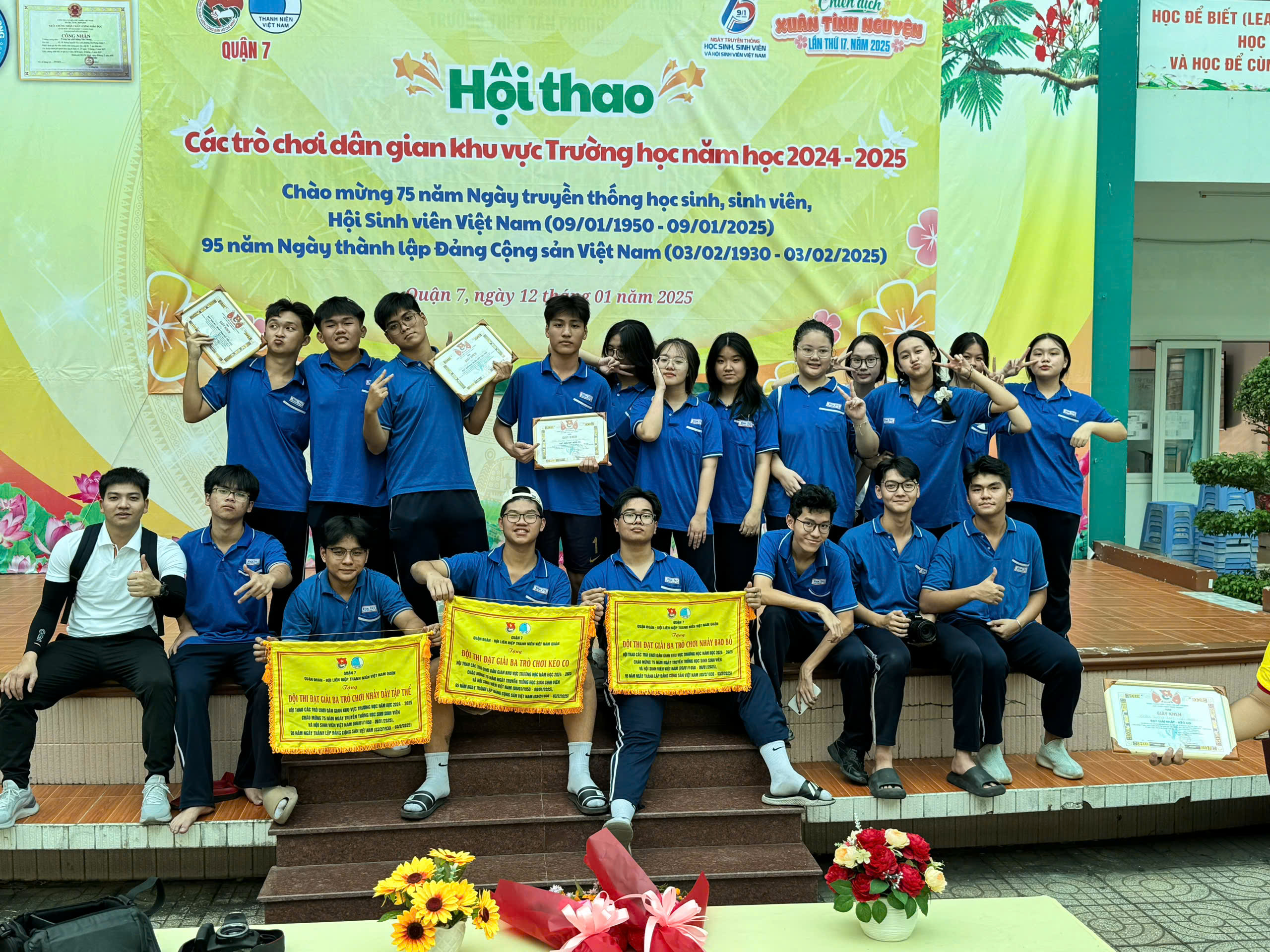 Học sinh Đức Trí đi tham gia hội thao “Các trò chơi dân gian khu vực trường học năm học 2024 – 2025” do Quận đoàn 7 tổ chức