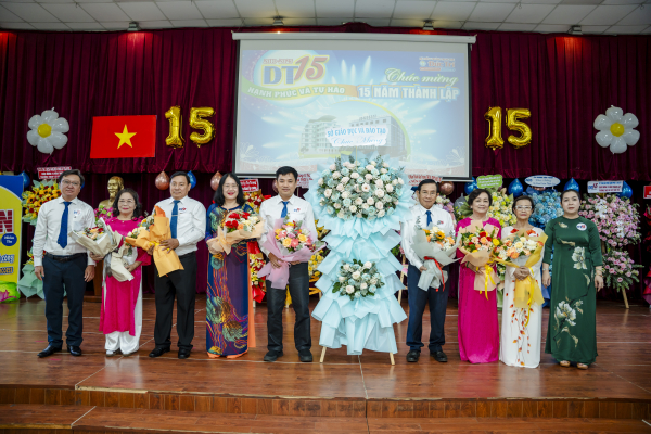 Lễ kỷ niệm 15 năm thành lập trường